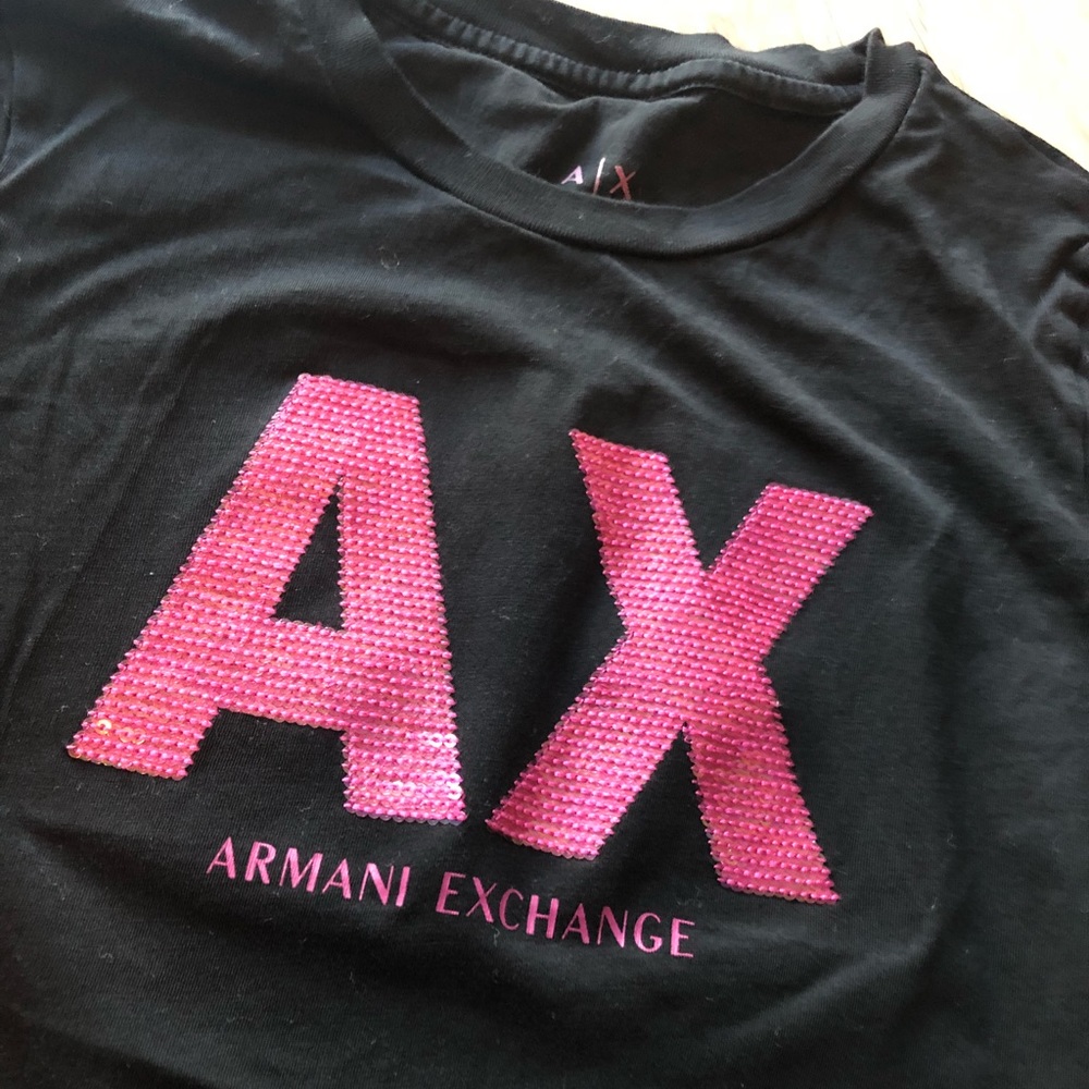 Armani shirt 👚 for sale🚨